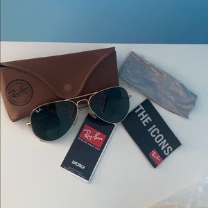 Rayban gold aviator sunglasses